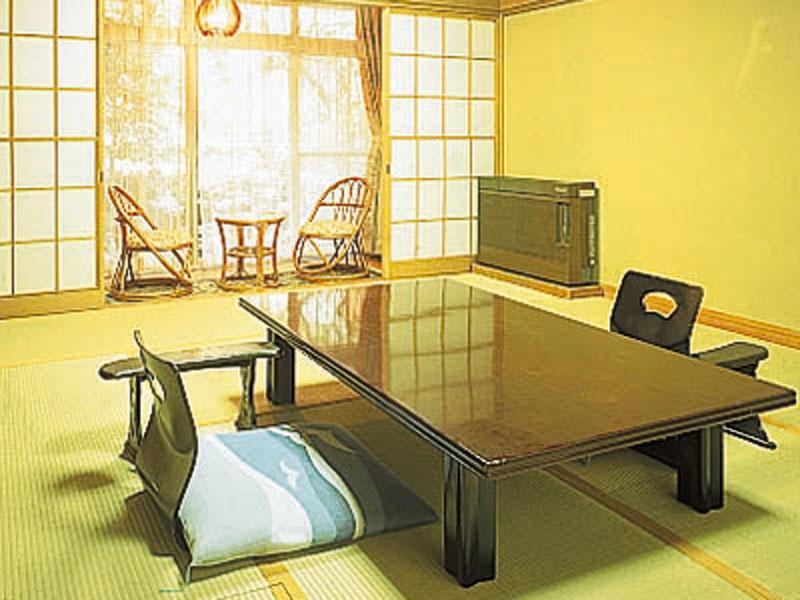Yugawara Onsen Ryokan Uohan Exteriör bild